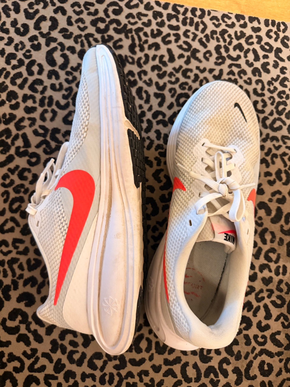 Men’s Nike Revolution 8 - Size 10